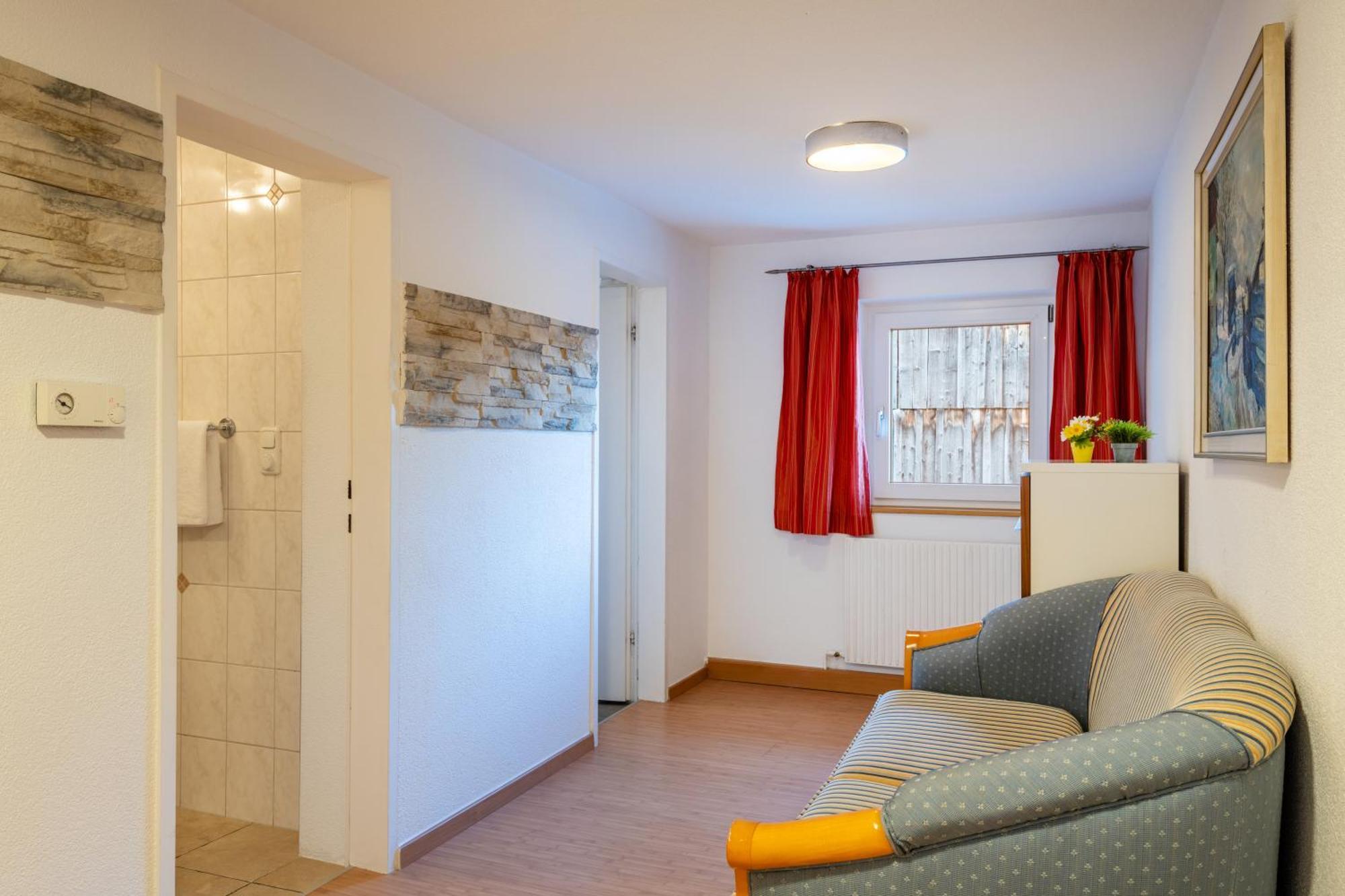 Apartmenthaus Ehrenberg Ehenbichl Ngoại thất bức ảnh